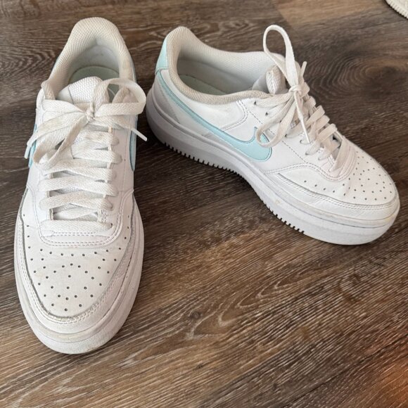 Nike W Court Vision Alta Size 9 - Picture 2 of 4